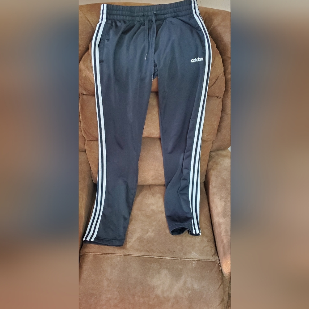Adidas Essentials 3-Stripes Tricot Athletic Pants Black White Size Medium